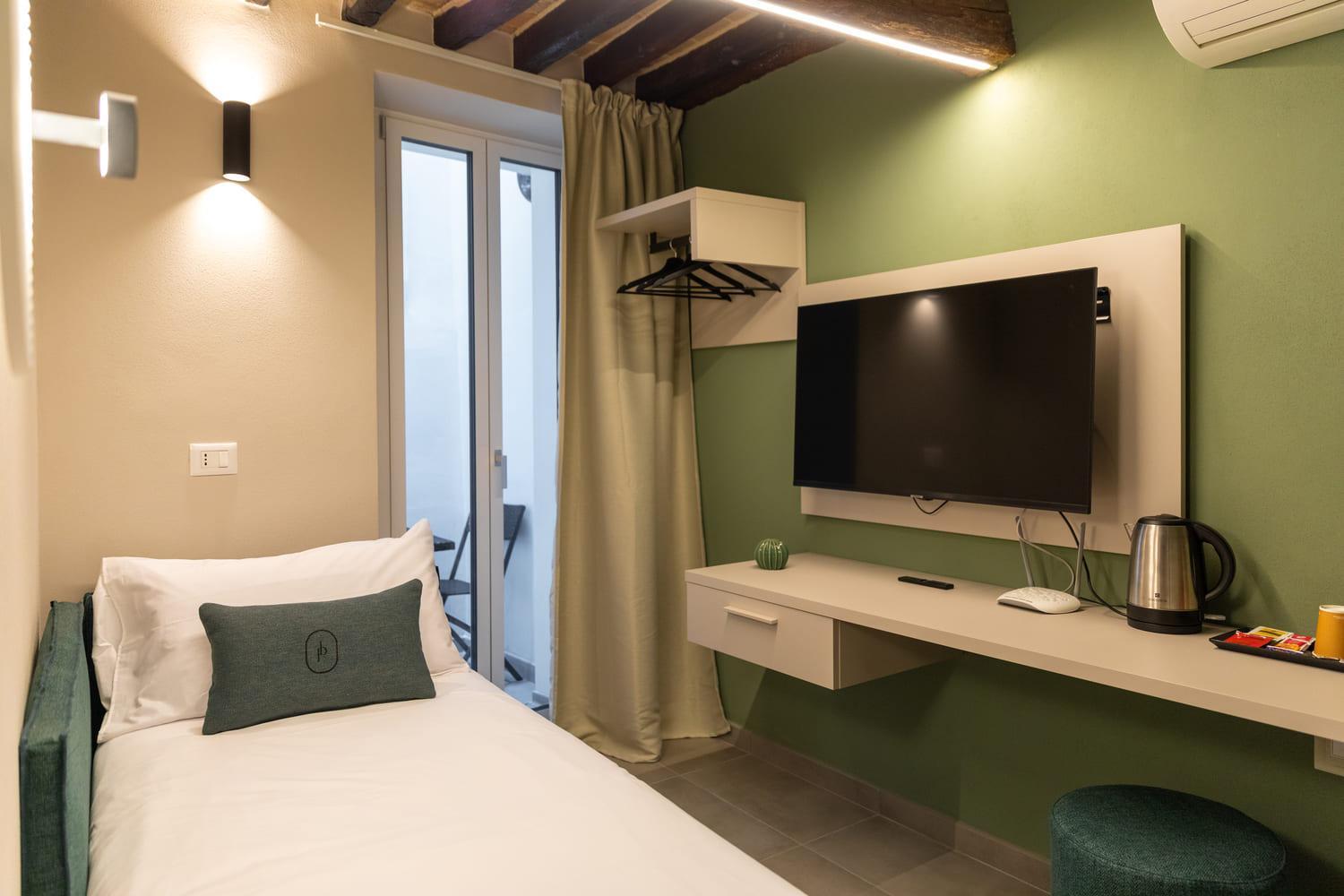Palais Bernadette Aparthotel ปาร์มา ภายนอก รูปภาพ